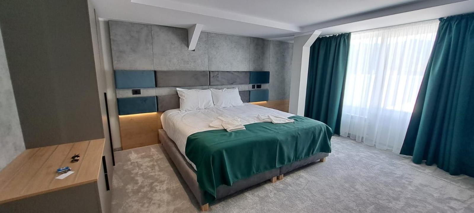 Hotel Plutitor Lebada บีคาซ ภายนอก รูปภาพ