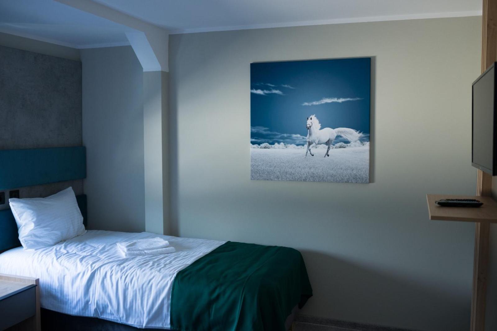 Hotel Plutitor Lebada บีคาซ ภายนอก รูปภาพ